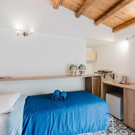 Bed & Breakfast Torre Letus